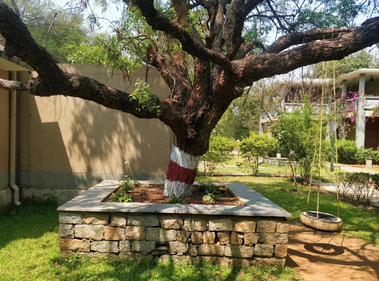 Heritage Resort Hampi Exteriör bild