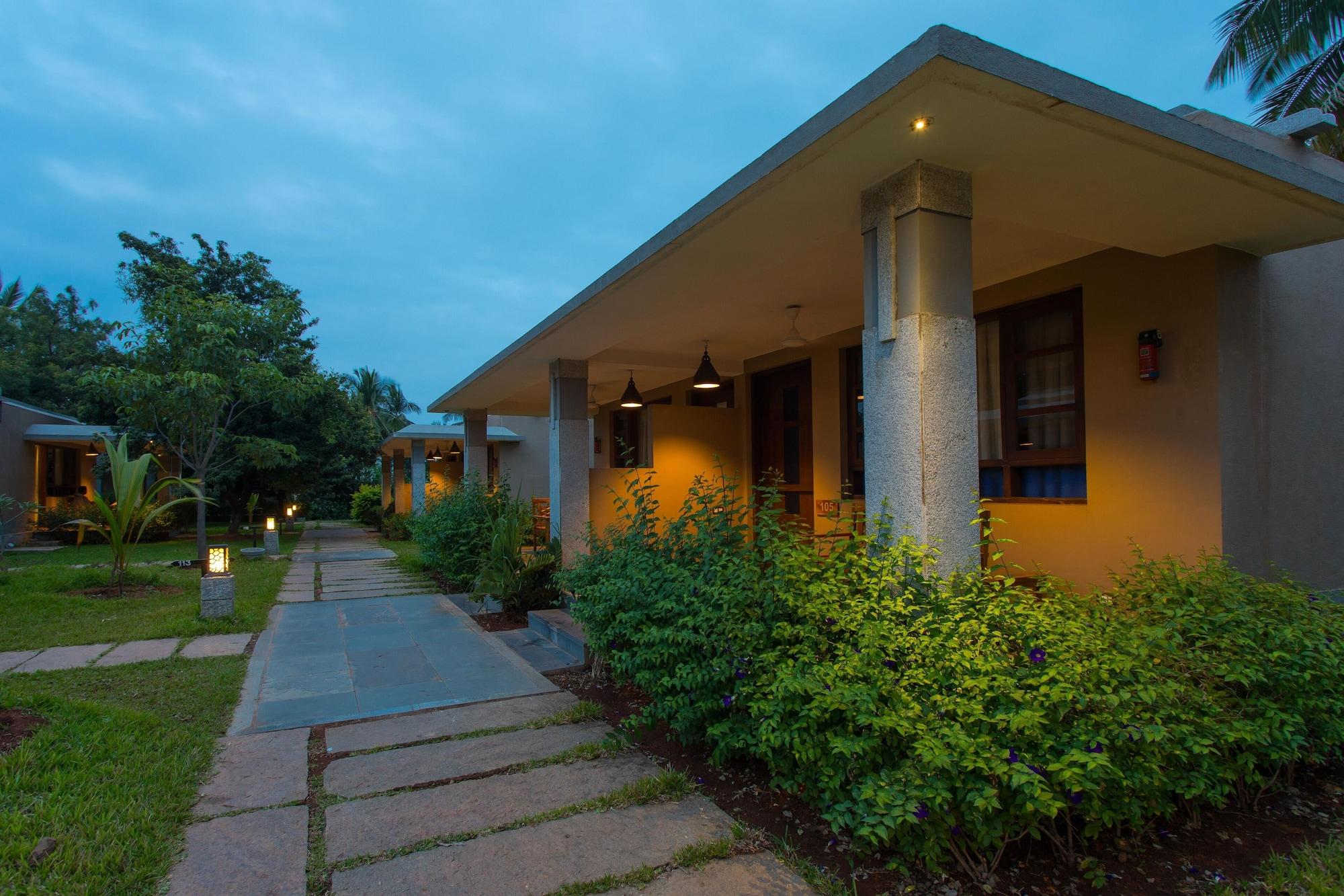 Heritage Resort Hampi Exteriör bild