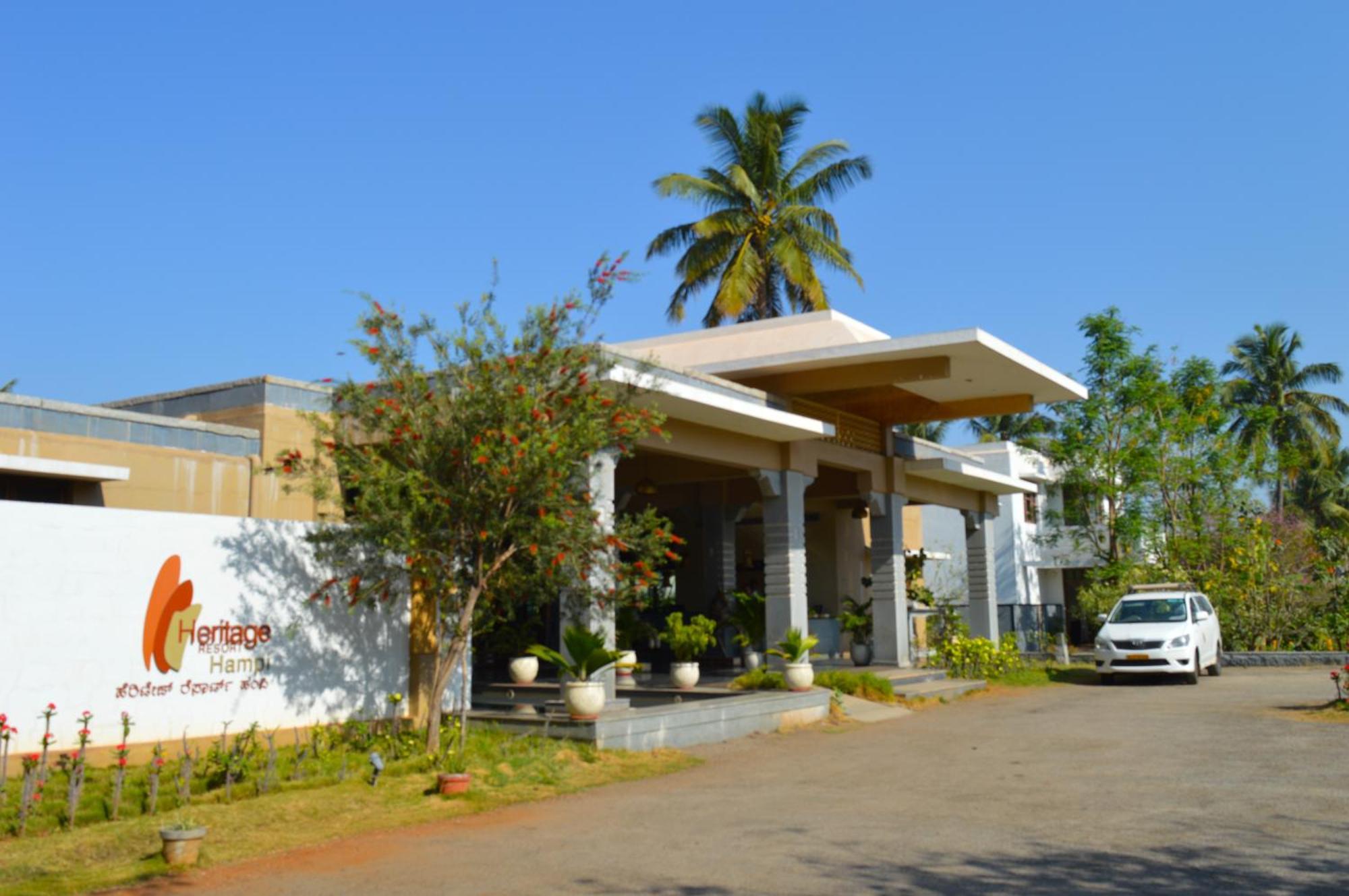 Heritage Resort Hampi Exteriör bild