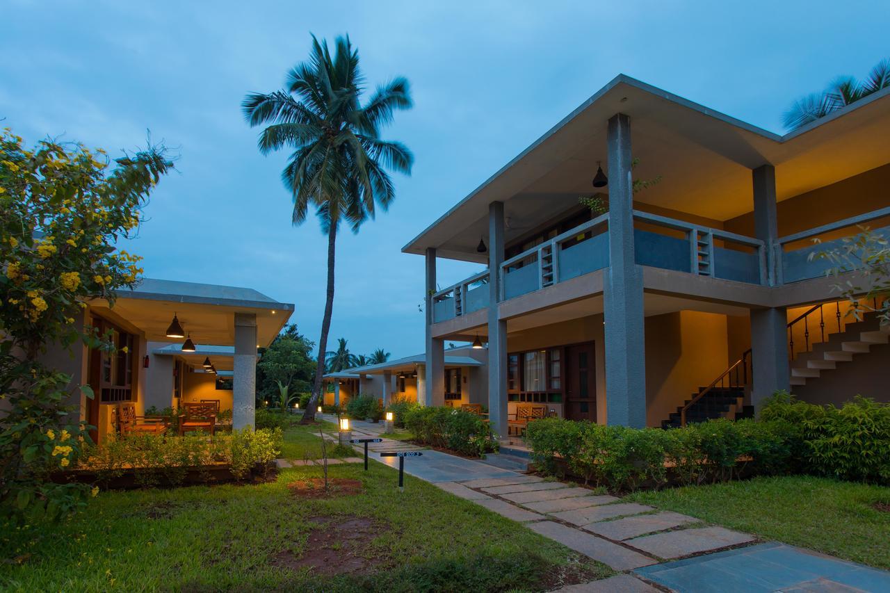 Heritage Resort Hampi Exteriör bild