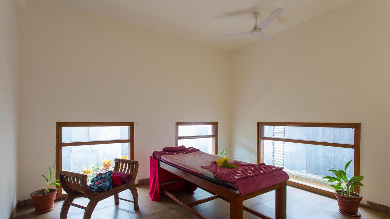 Heritage Resort Hampi Exteriör bild