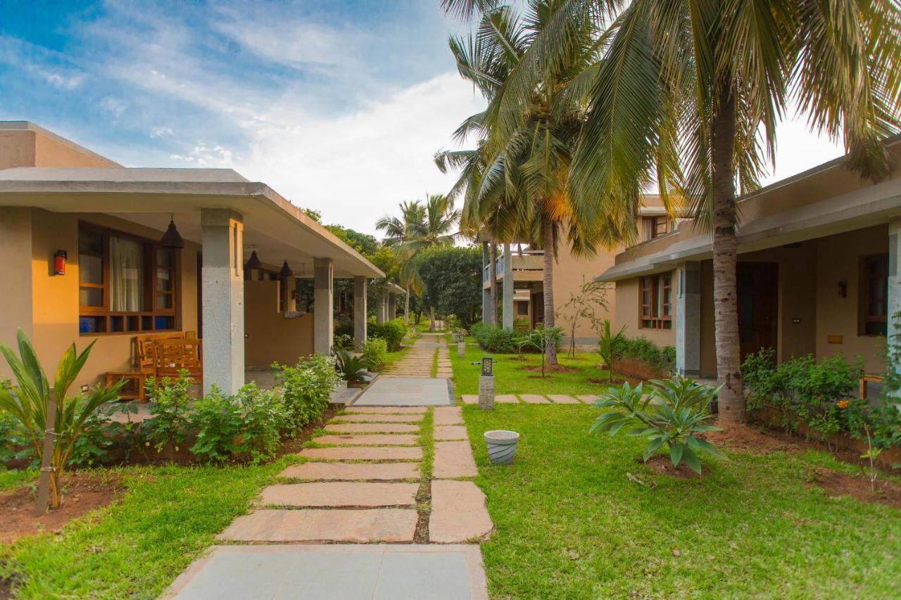 Heritage Resort Hampi Exteriör bild